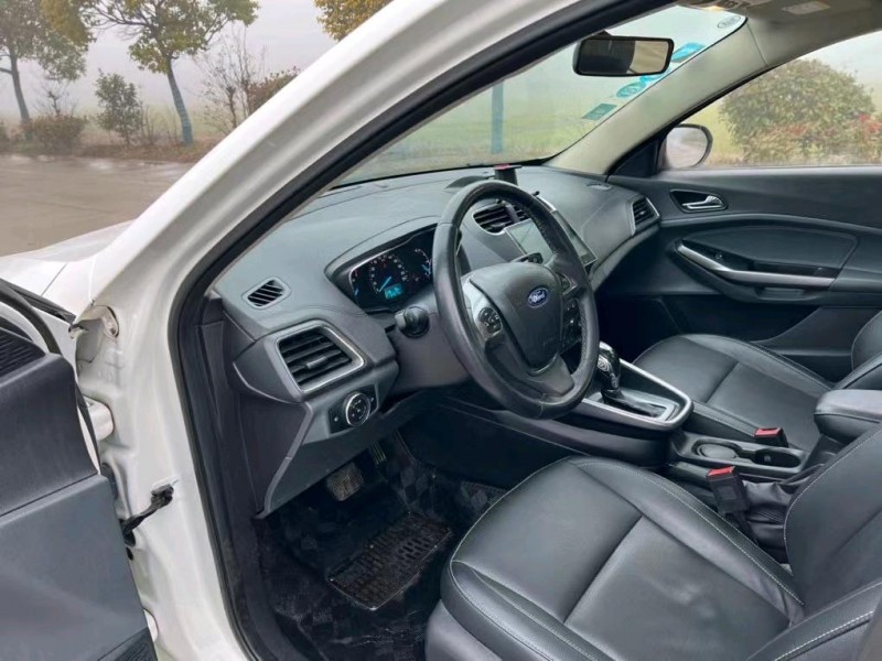 盐城16年福特福睿斯6