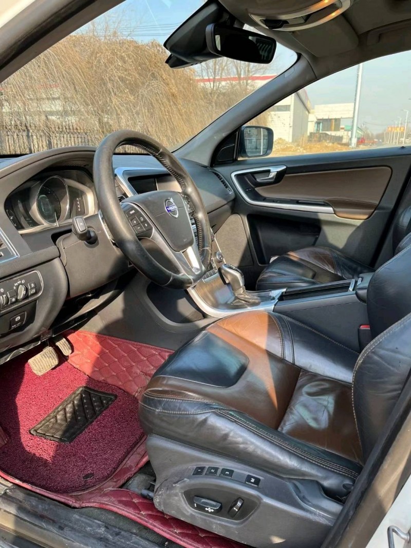 沈阳14年沃尔沃XC607