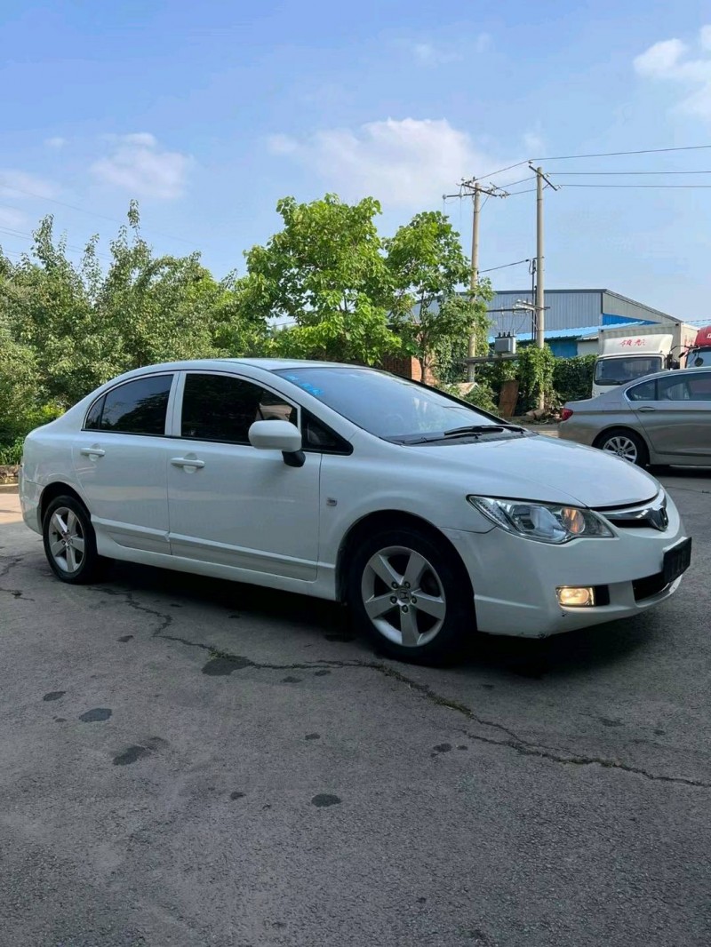 沈阳13年本田思铭3