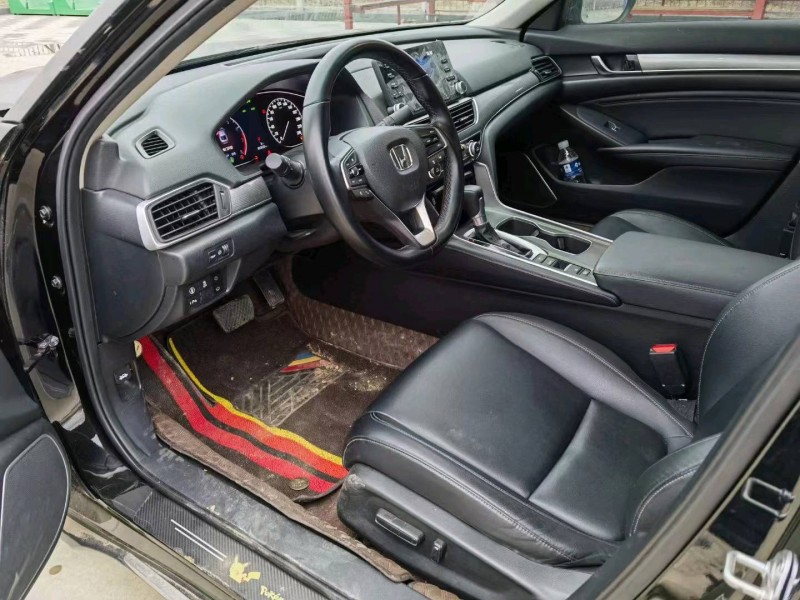 邯郸20年本田雅阁9