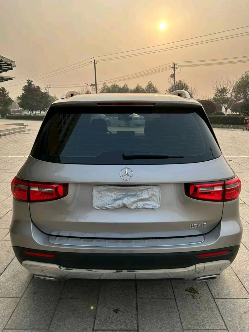 北京21年奔驰GLB4