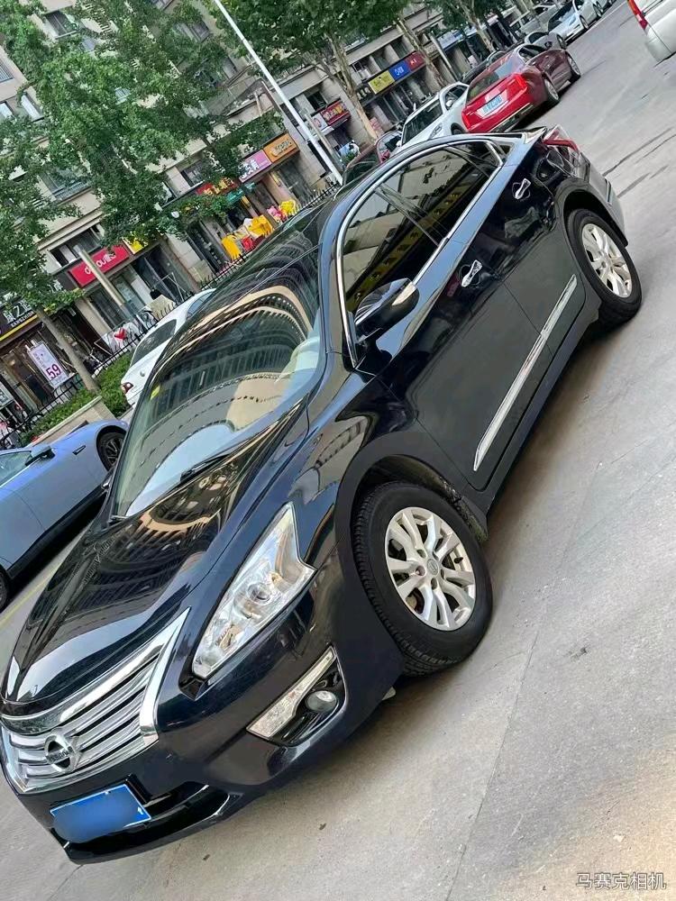 宜昌15年日产天籁2