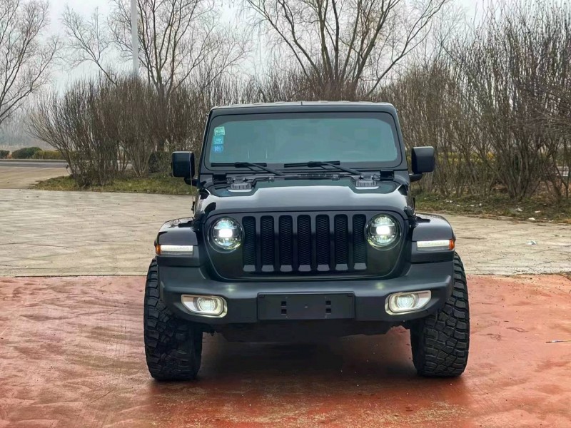 枣庄19年Jeep牧马人1