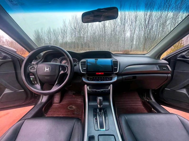 枣庄15年本田雅阁7