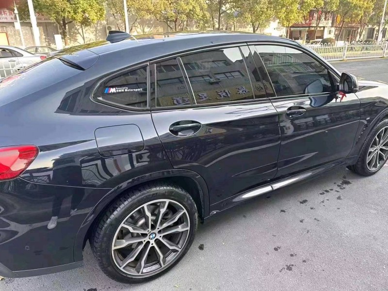 宜春21年宝马X44