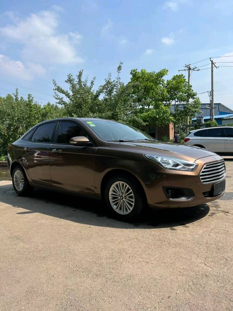 沈阳15年福特福睿斯3