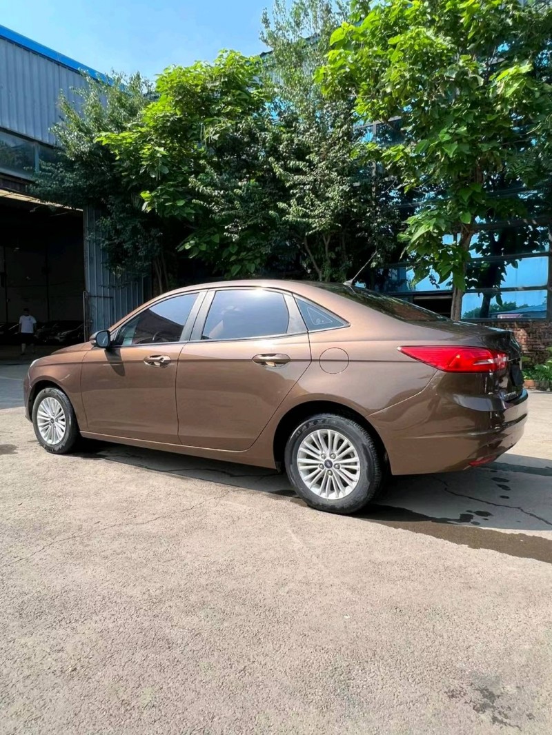 沈阳15年福特福睿斯5