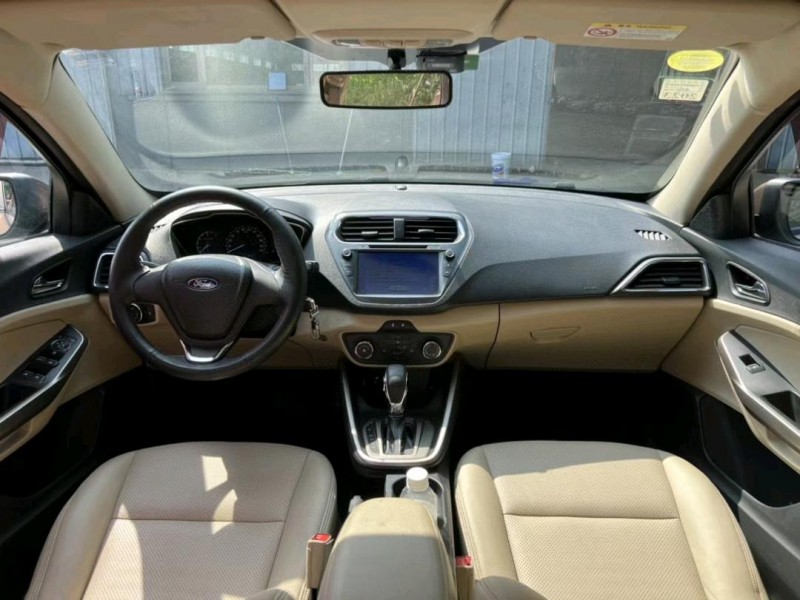 沈阳15年福特福睿斯7