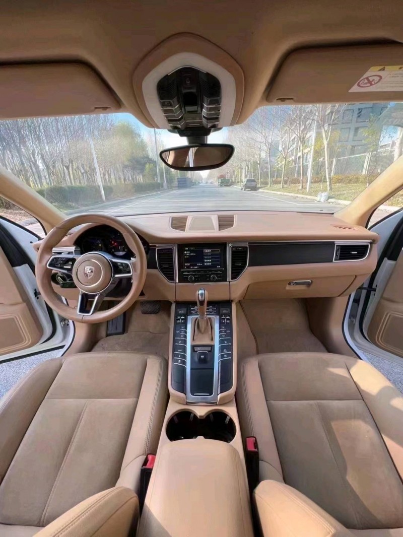 沈阳15年保时捷Macan3