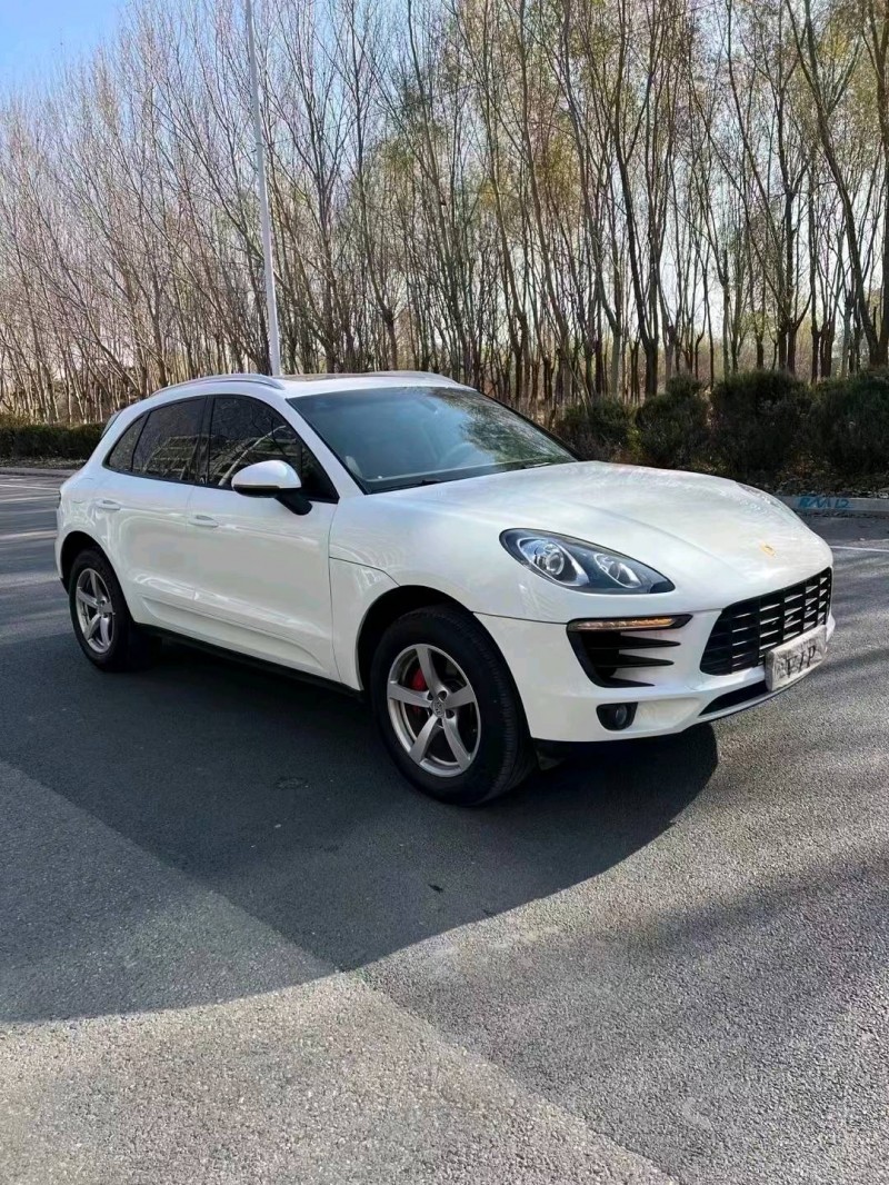 沈阳15年保时捷Macan5