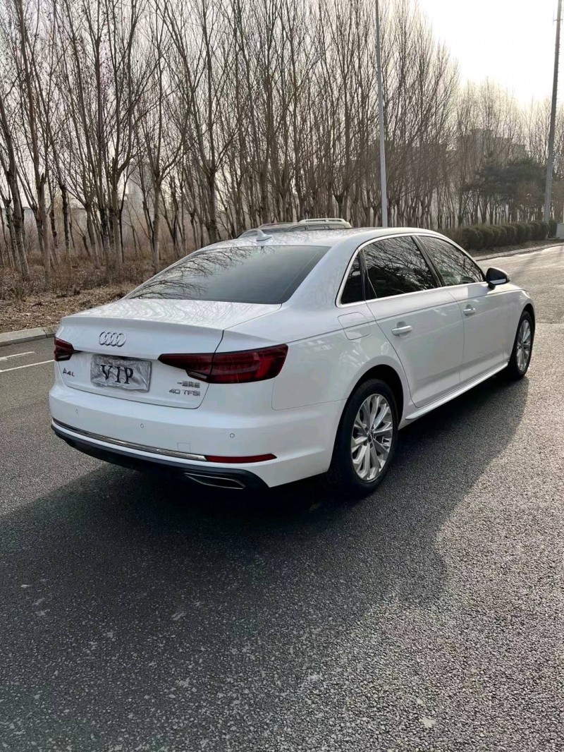 沈阳19年奥迪A4L9