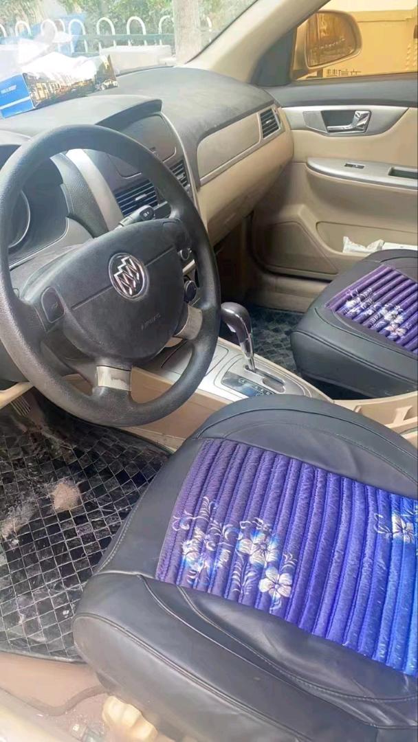 潍坊13年别克凯越4