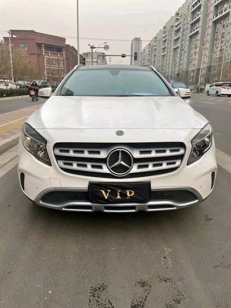 邯郸18年奔驰GLA1