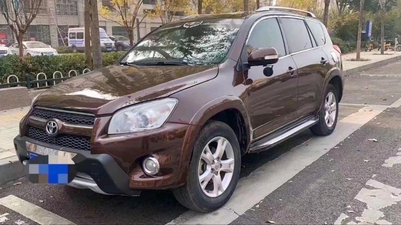 北京12年丰田RAV4荣放5