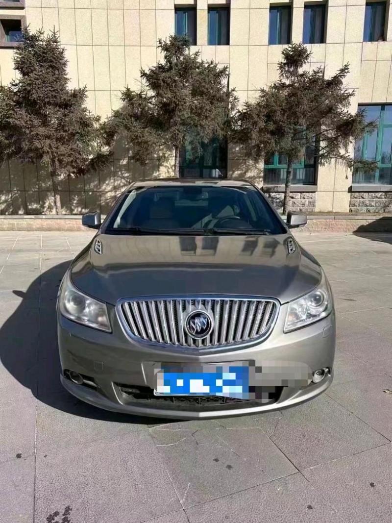 北京10年别克君越1