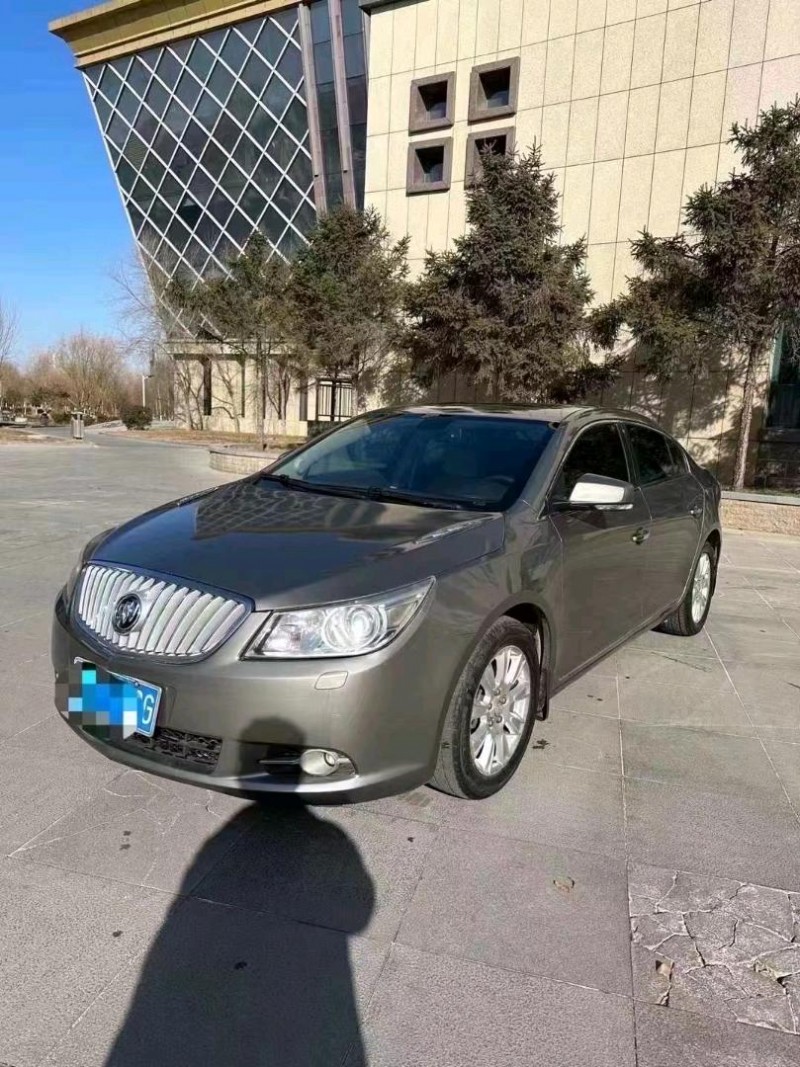 北京10年别克君越3