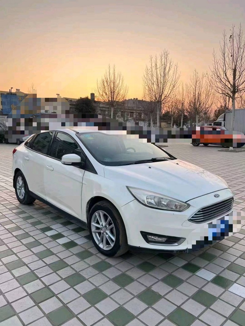 北京16年福特福克斯2