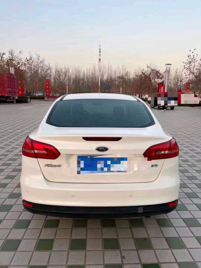 北京16年福特福克斯9
