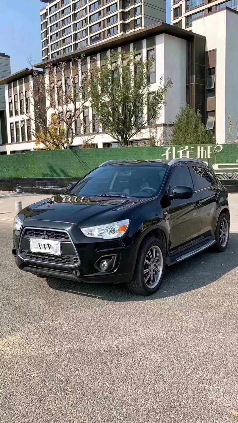 廊坊14年三菱劲炫2