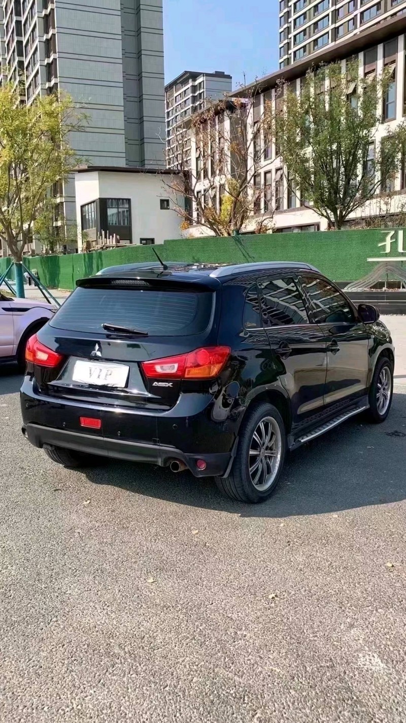 廊坊14年三菱劲炫7