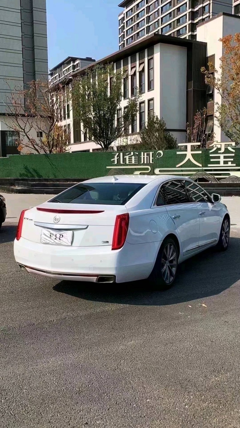 廊坊13年凯迪拉克XTS7