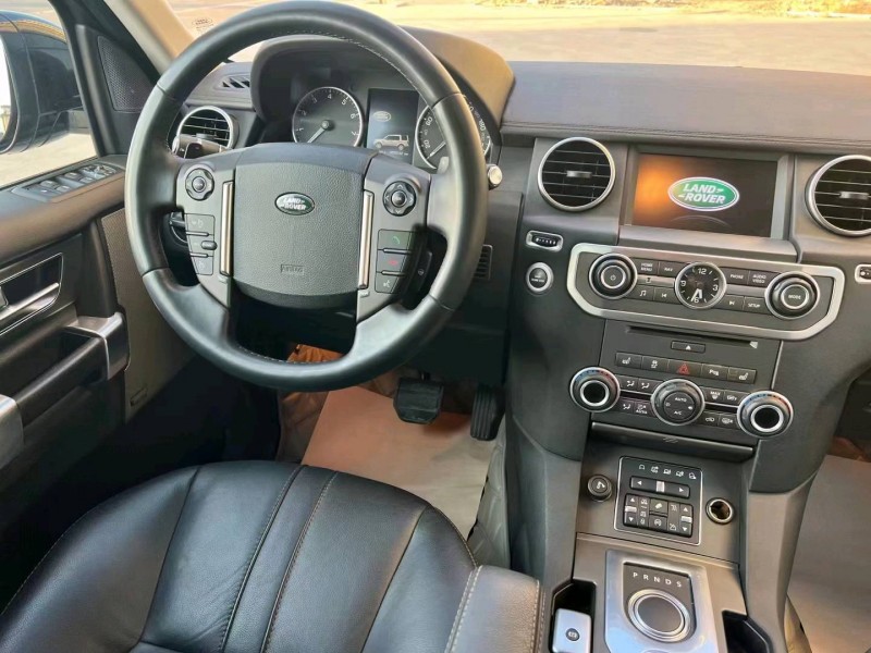 邢台17年路虎发现4