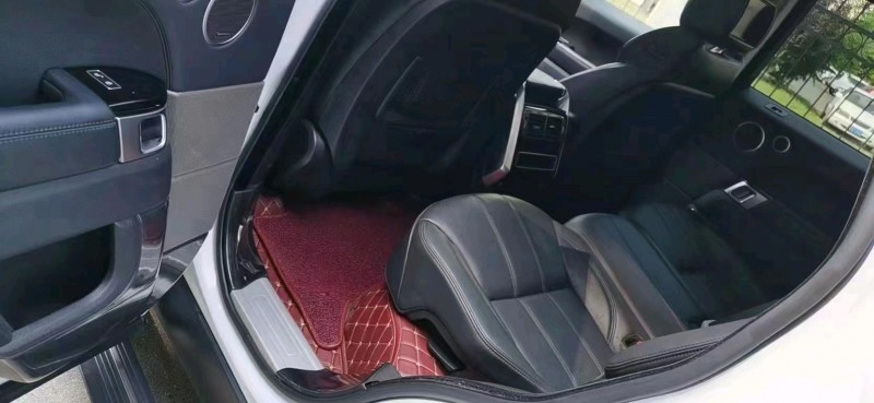 珠海17年路虎揽胜运动9