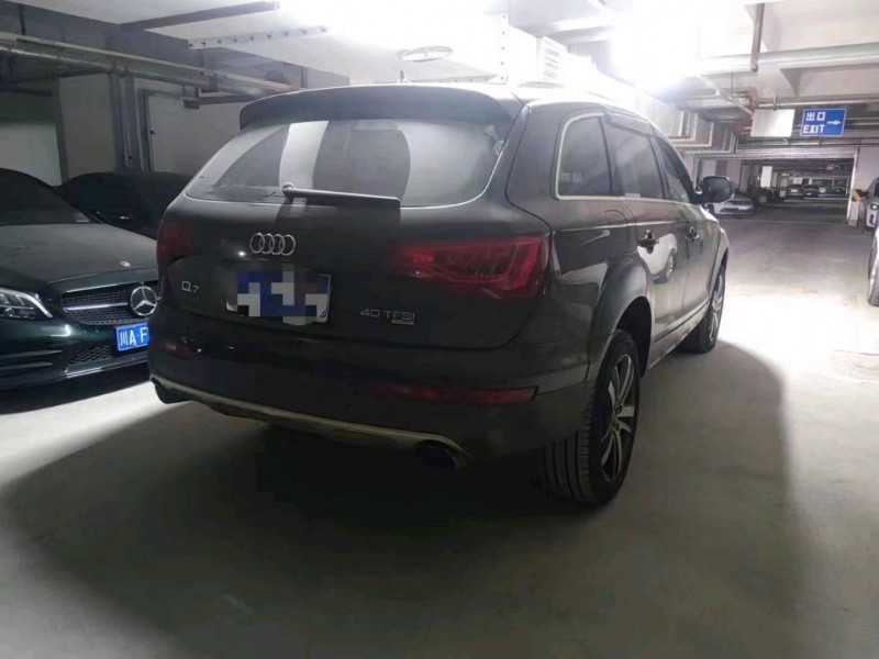 青岛15年奥迪Q77