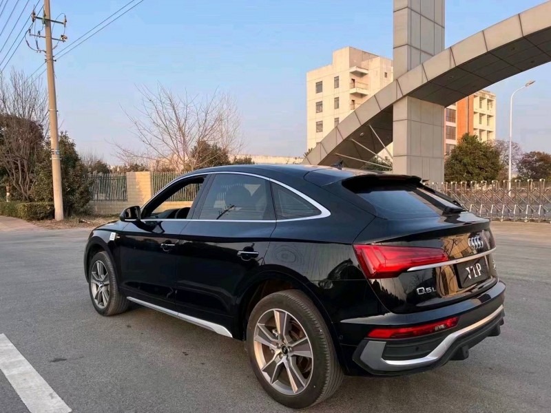 常州22年奥迪Q58