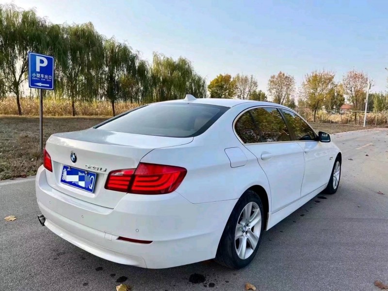 东营11年宝马5系6