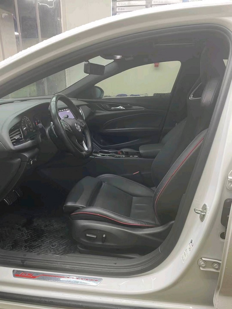 石家庄20年别克君威4