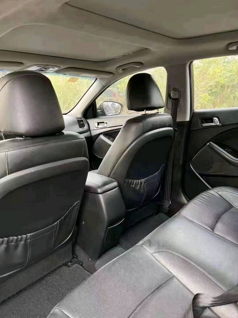 宜昌15年起亚K55