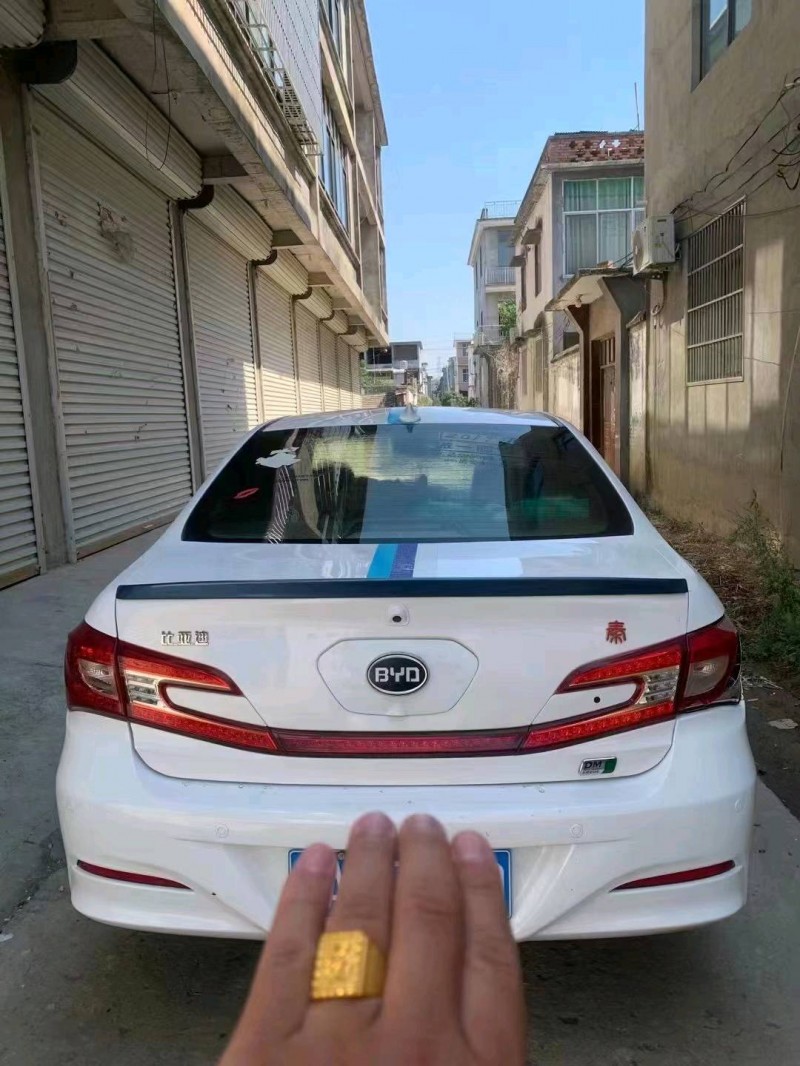 淮南17年比亚迪秦7