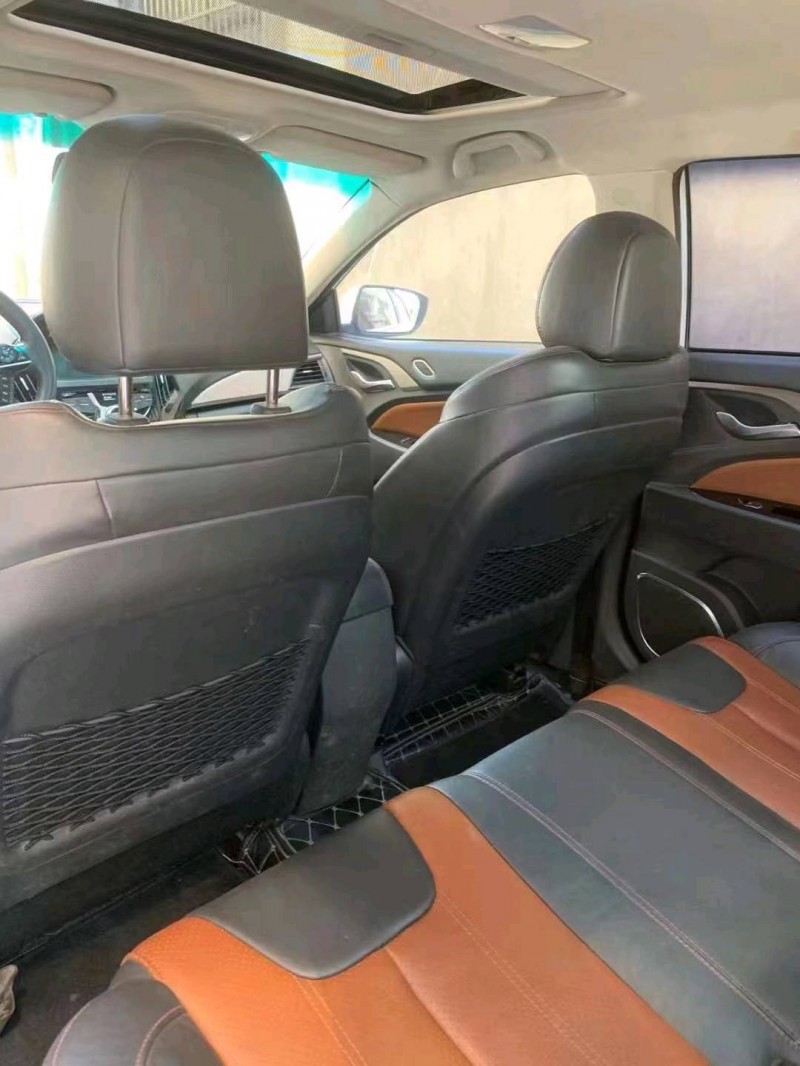 淮南17年比亚迪秦5