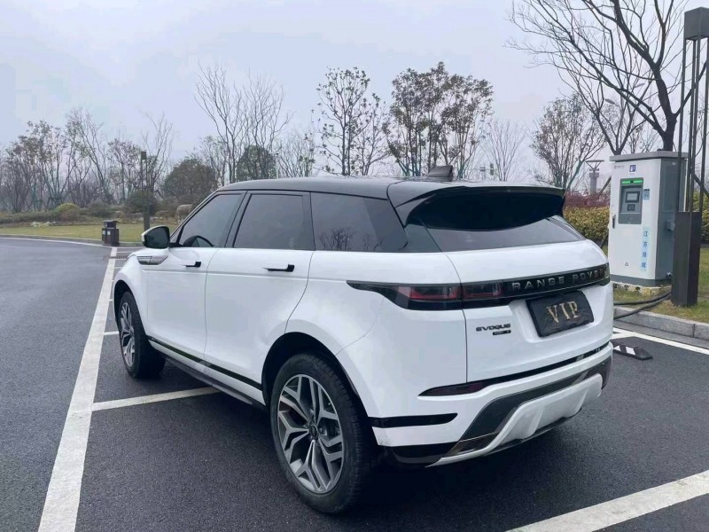 盐城20年路虎揽胜极光(进口)3