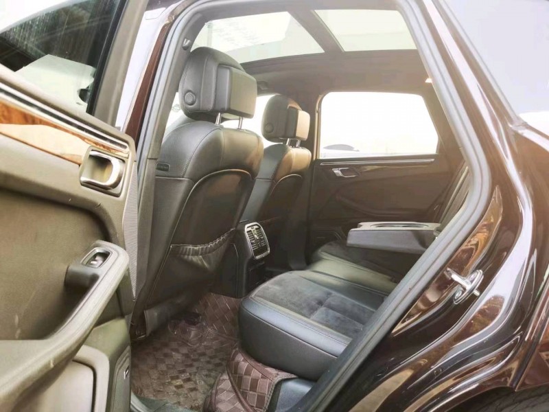 衡陽14年保時捷Macan8