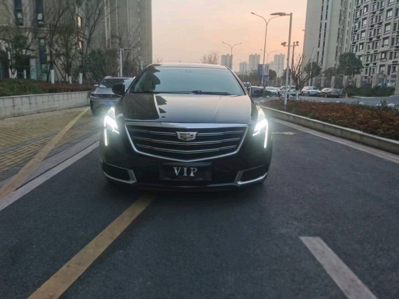 苏州18年凯迪拉克XTS1