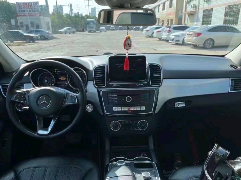 宜春16年奔驰GLE5