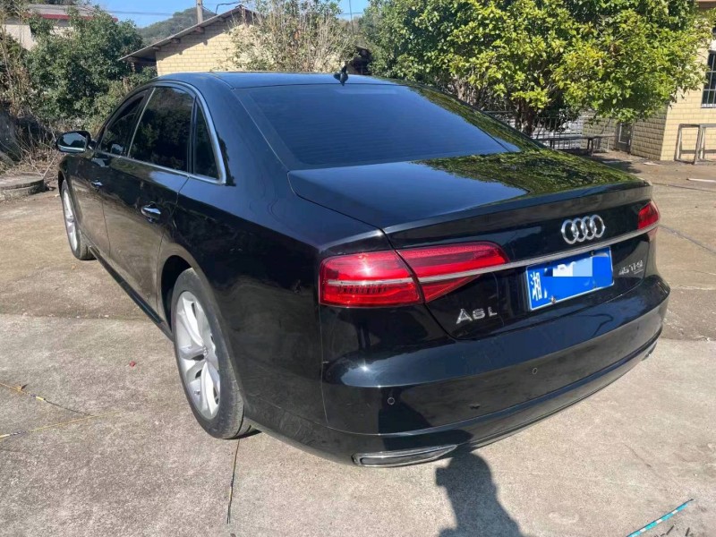 衡陽18年奧迪A8L5