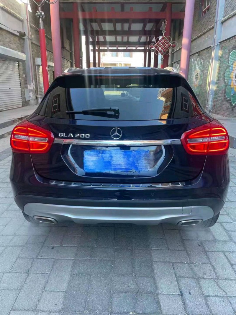 邯郸16年奔驰GLA6