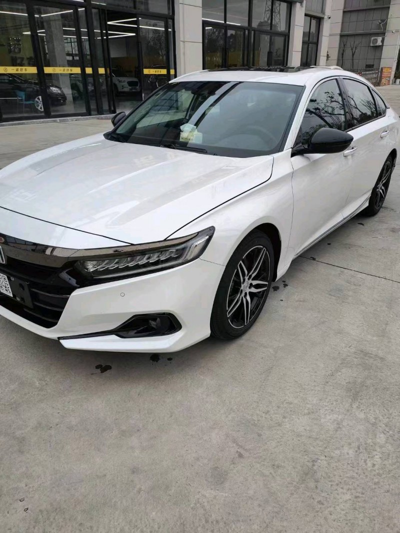 宜昌22年本田雅阁3