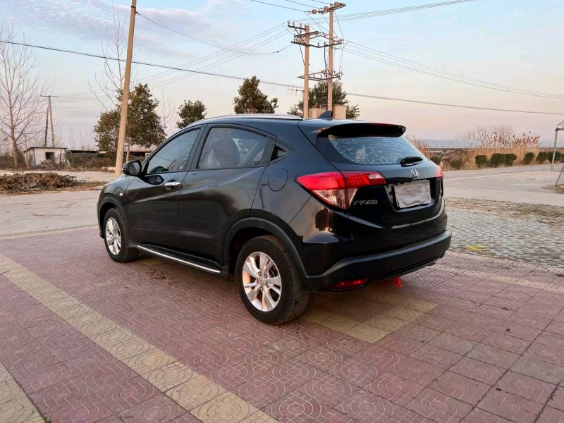 徐州16年本田缤智8