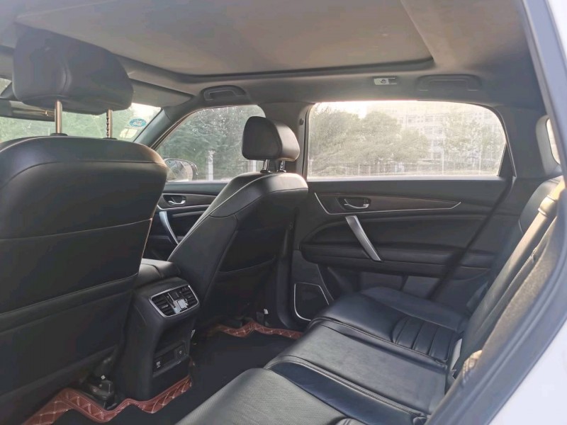 徐州17年本田URV5