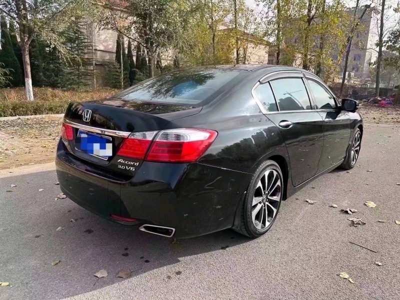 北京13年本田雅阁7