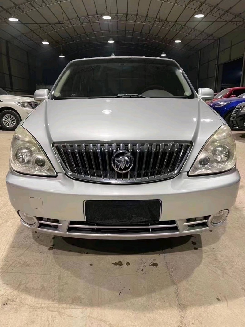 石家庄12年别克GL81