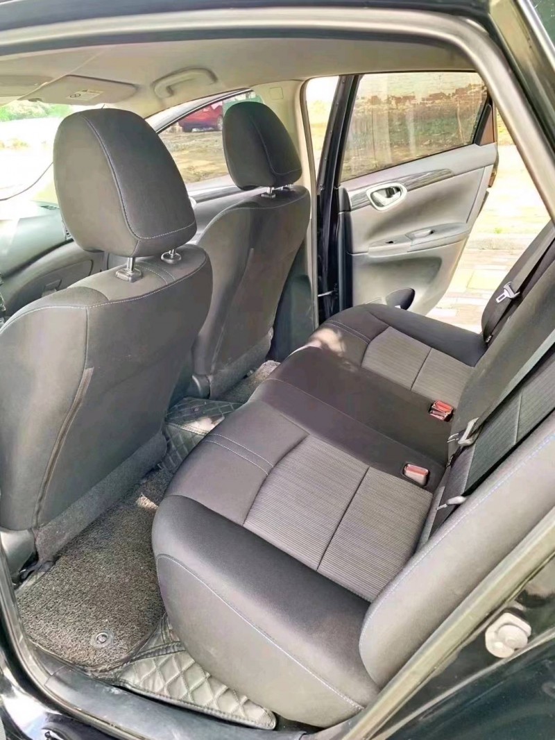 廊坊20年日产轩逸5