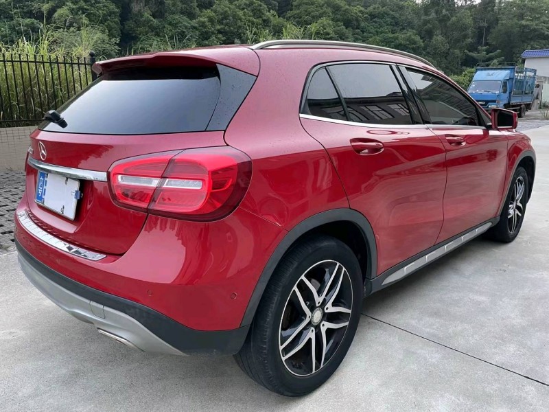 江门16年奔驰GLA1