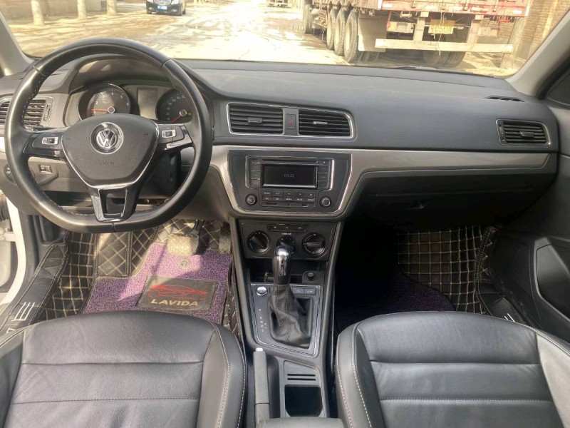 保定18年大众朗逸5