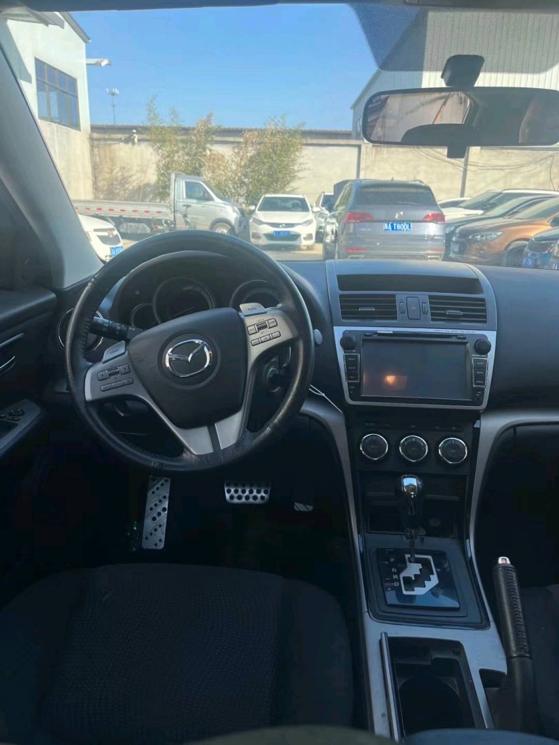 保定16年马自达睿翼6