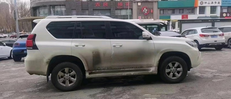 邯郸19年丰田普拉多3